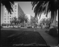 Georgian Hotel and Windermere Hotel on Ocean Avenue, Santa Monica, 1934