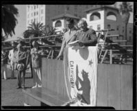 Charles Grapewin at the Louis B. Mayer Memorial Bench dedication, Palisades Park, Santa Monica, 1937