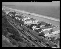 View from Palisades Park towards Santa Monica Beach, Santa Monica, 1930-1945