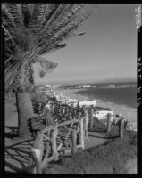 Santa Monica Beach seen from Palisades Park, Santa Monica, 1939-1949