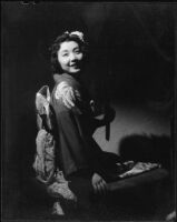 Alyce Asaka in traditional Japanese dress, Santa Monica, 1940