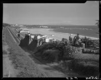 View down the Idaho path from Palisades Park to Santa Monica State Beach, 1946