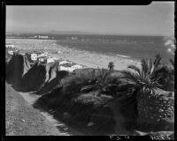 Idaho path at the cliff edge of Palisades Park, Santa Monica, 1946