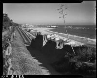 Palisades Park, the Idaho path to the California Incline and Santa Monica Beach, 1938-1950