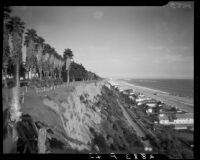 View from Palisades Park towards Santa Monica Beach, Santa Monica, 1939