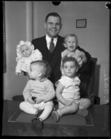 Juvenile Court judge Samuel R. Blake and four children, [Los Angeles?], 1932