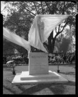 Statue of Ludwig van Beethoven in Pershing Square the day of its unveiling, Los Angeles, 1932-1939