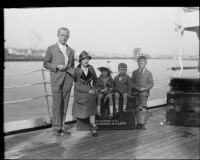 Dr. Walter Carter and his family, San Pedro (Los Angeles), 1932