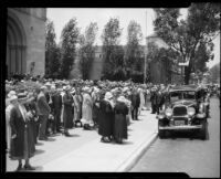 Hundreds attend funeral for William Andrews Clark III at St. John’s Episcopal Church, Los Angeles, 1932