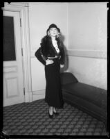 Helen Lee Worthing striking a pose, California, 1927-1932