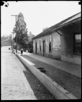 Adobe house in the Sonora Town neighborhood of Los Angeles, ca. 1920s