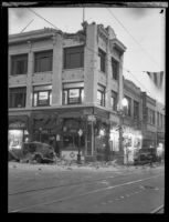 Building on Beacon Street damaged by the Long Beach earthquake, San Pedro, 1933