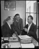 Captain Bert Wallis (left), Detective Lieutenant Miles Ledbetter (center), and C. P. Stevens, recaptured fugitive, Los Angeles, 1935