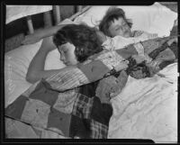 Runaway Beulah Sizemore sleeps, Southern California, 1935