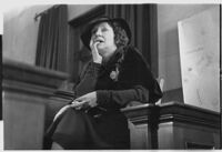 Hazel Glab cries during her testimony, Los Angeles, 1936
