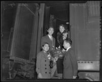 Yi-seng Kiang and Chang Kiang greet Alice Tang and Deson C. Sze, Los Angeles, 1935