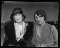 Portrait of Ina Branson and Helen Seelye, witnesses at Hickman kidnapping case, Los Angeles, 1928