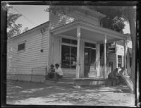 Bishop Pine branch of Inyo County Bank closes doors, Big Pine, 1927