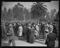 Iowans gather for picnic at Lincoln Park, Los Angeles, 1933