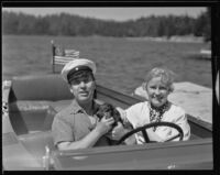 Richard Bonelli and wife Mona Modini-Wood boating, [Newport Beach?], 1935