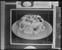 Cake to celebrate 50th anniversary, Los Angeles, 1936