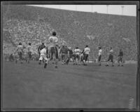 Football game between the USC Trojans and Stanford Indians at the Coliseum, Los Angeles, 1934