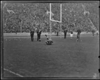 Football game between the USC Trojans and Stanford Indians at the Coliseum, Los Angeles, 1934