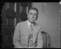 Walter E. Overell, possible spectator at the Hickman kidnapping trial, Los Angeles, 1928