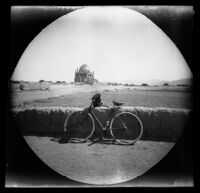 Gonbad Soltanieh (Soltanieh Dome), with William Sachtleben's bicycle in the foreground, Sulṭānīyah, Iran, 1891
