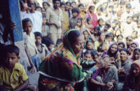 Gangadhar Nagar - Gopibai Sivlal, a Kanjar Bhāṭ woman, sings as she dances, Hubli (India), 1984