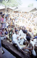 Gangadhar Nagar - a drum musician, Ranjit, and children and women sing Bhāṭ songs, Hubli (India), 1984