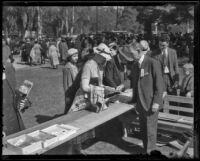 Attendees of the annual Iowa Picnic in Lincoln Park, Los Angeles, 1936