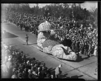"First Pacific Airmail Flight" float in the Tournament of Roses Parade, Pasadena, 1936