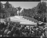 Tribute float to Will Rogers at the Tournament of Roses Parade, Pasadena, 1936