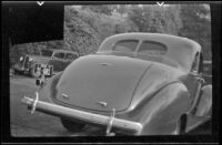 Sam Longstreet's car with Iowa license plate, Glendale, 1939