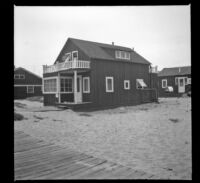 View of the West's beach cottage, Venice, about 1910