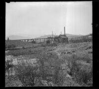 Mining camp, viewed at a distance, Yreka, 1898