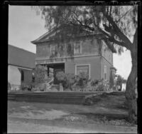 West's house at 240 South Griffin Avenue, Los Angeles, 1898
