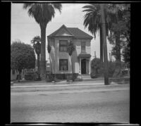 Residence of John W. Prior on North Sichel Street, viewed from the front, Los Angeles, 1941