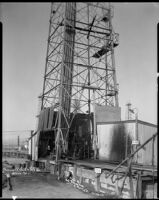 Base of oil well operated by the Mareell Oil and Gas Company at theVenice oil field, Los Angeles, 1930