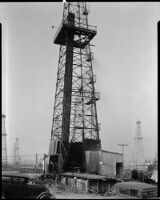 Oil rig at the Venice oil field, Los Angeles, circa 1930