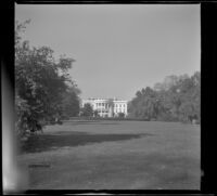 Southern entrance White House taken through the fence, Washington, D.C., 1947