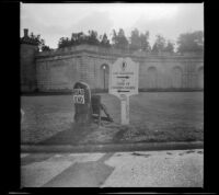 Directional sign standing in front of the Hemicycle in Arlington National Cemetery, Arlington, 1947