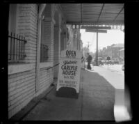 Sign standing outside the entrance to Carlyle House, Alexandria, 1947
