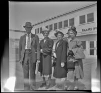 Will Witherby, Dode Witherby, Zetta Witherby and Mertie West pose at Los Angeles Airport, Los Angeles, 1948