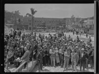 A view of the crowd at old County Courthouse cornerstone unveiling, Los Angeles, 1936