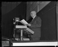 Governor Frank Merriam speaking at an Easter service at the Coliseum, Los Angeles, 1936
