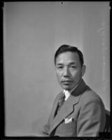 Japanese architect Atsumaro Kariya visits the Times building, Los Angeles, 1936