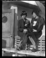 Mrs. Aldrich Peck and Edith Chapple board the Santa Rosa for New York, San Pedro (Los Angeles), 1936