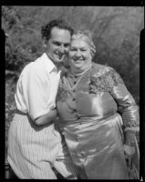 Joseph Schildkraut, actor, posing with his mother, Erna Schildkraut, circa 1934
